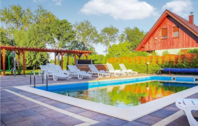  Holiday home Sianów ul. Sianowska, Osieki  Осеки